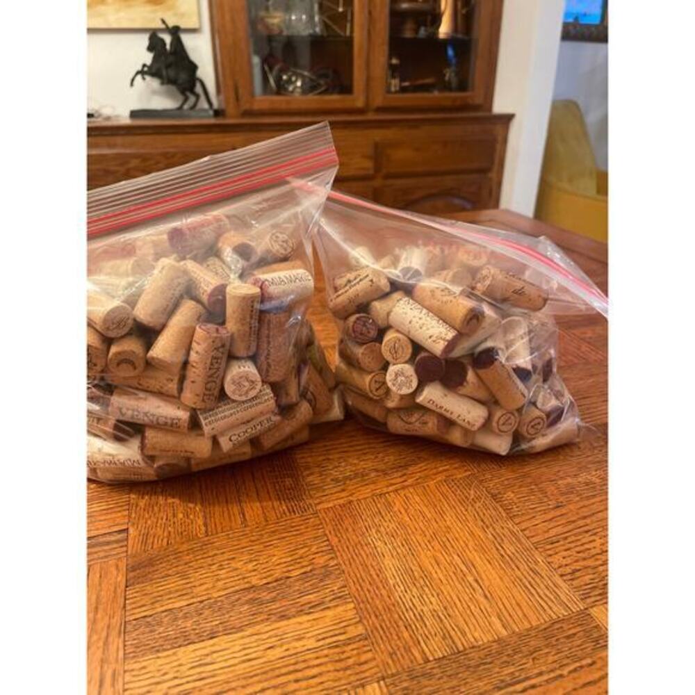 Wine corks used
Appropriately 200